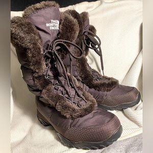 Like New The North Face Winter Boots, Women Size 7.5 Quilted Lined Goose Down